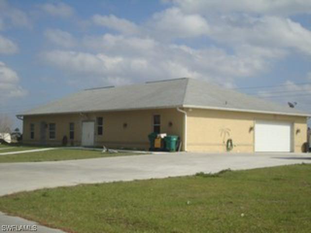 840 7th St., Naples, FL 34117
