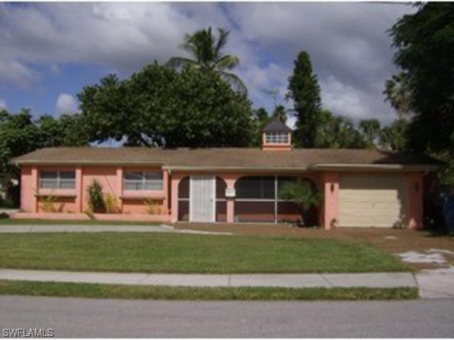 2043 Estey Ave., Naples, FL 34104