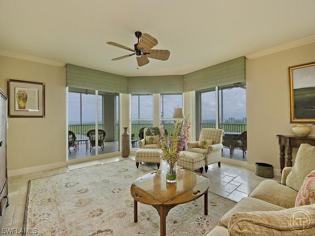 285 Grande Way #1504, Naples, FL