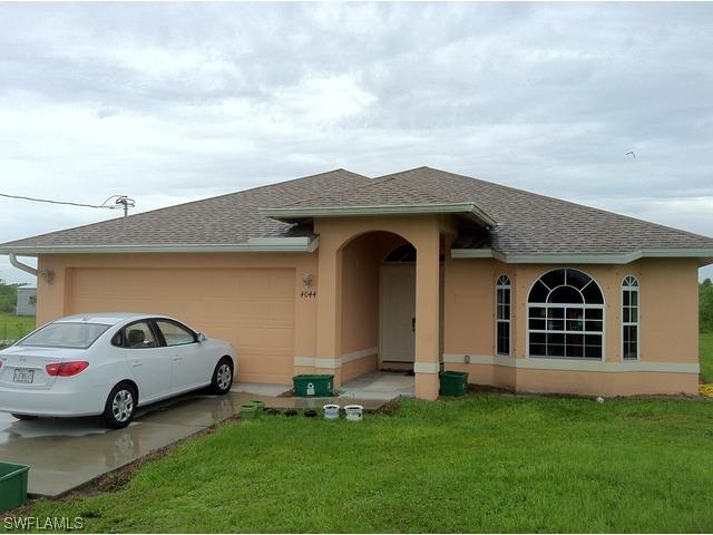 4044 22nd Ave., Naples, FL 34120