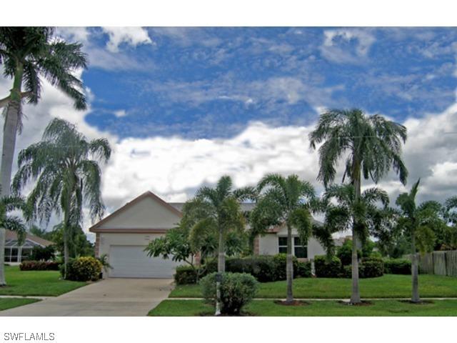 551 Elk Cir., Marco Island, FL