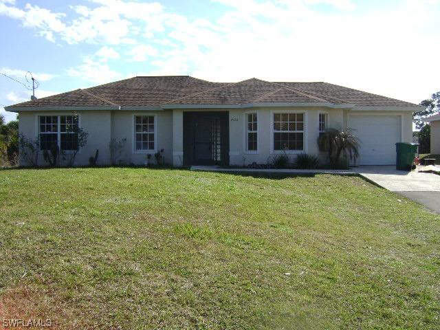 2670 2nd Ave., Naples, FL 34120