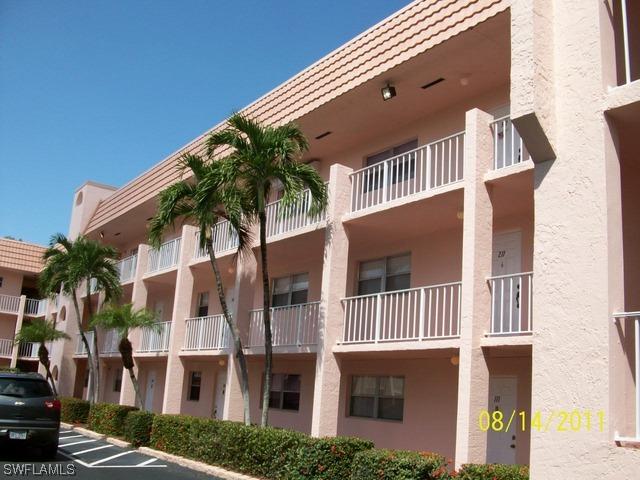 170 Turtle Lake Ct. #310, Naples, FL