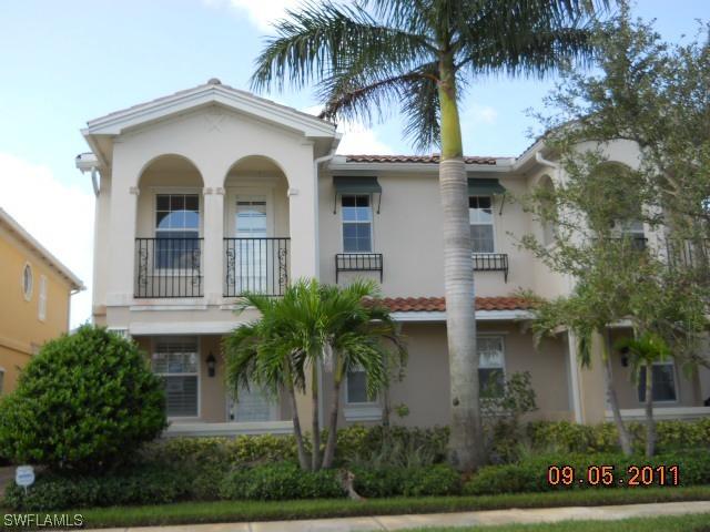 8028 Josefa Way, Naples, FL 34114