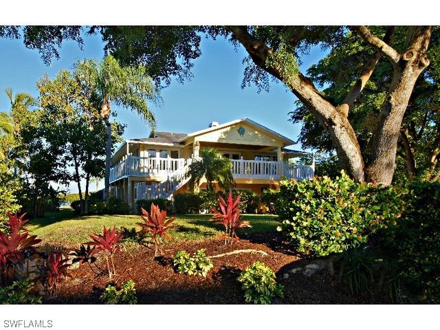 27565 Hickory View Dr., Bonita Springs, FL 34134