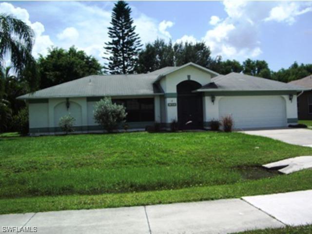 34 Mentor Dr., Naples, FL