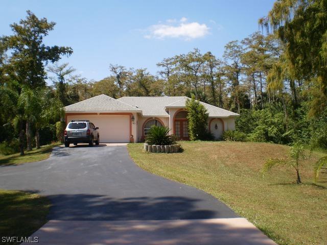 521 6th St., Naples, FL 34117