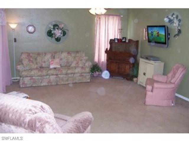 1754 42nd St., Naples, FL 34116