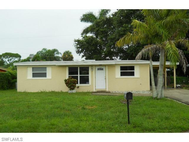 1243 Brookside Dr., Naples, FL 34104