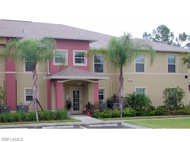 9068 Gervais Cir. #207, Naples, FL 34120