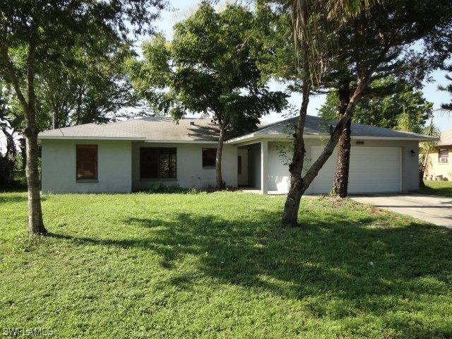 4942 18th Ave., Naples, FL 34116