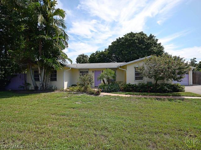 2080 Crayton Rd., Naples, FL 34102