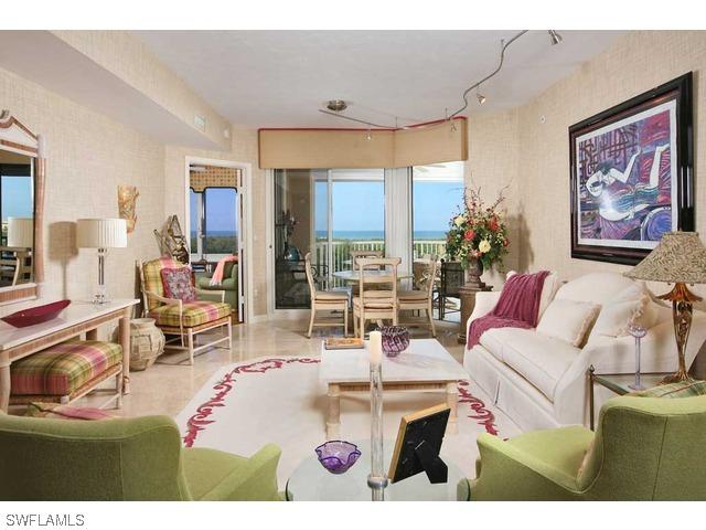 7117 Pelican Bay Blvd. #608, Naples, FL