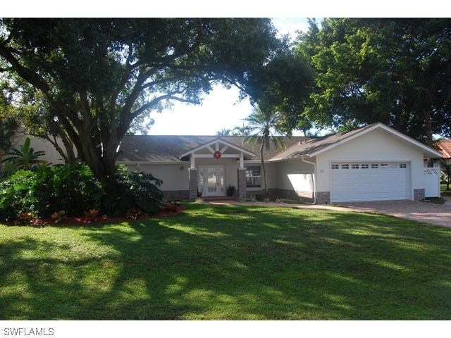 183 Palm View Dr., Naples, FL 34110