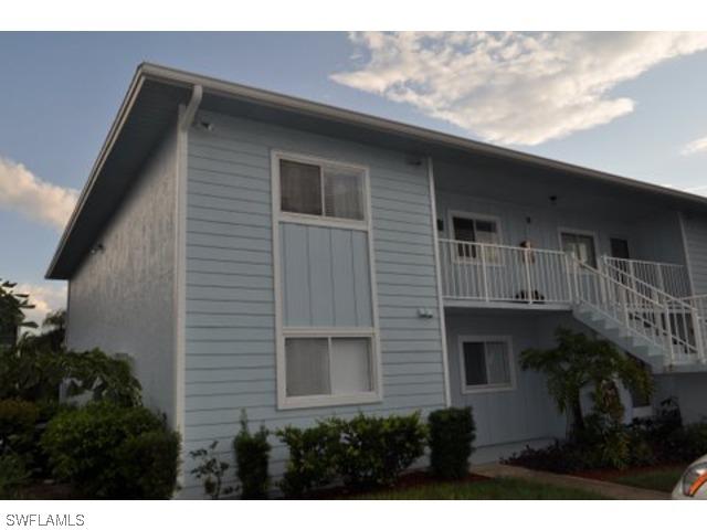 152 Cypress Way #7, Naples, FL