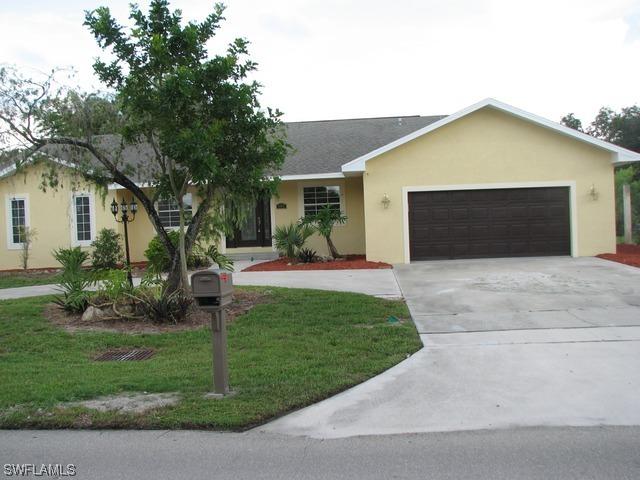 164 Viking Way, Naples, FL