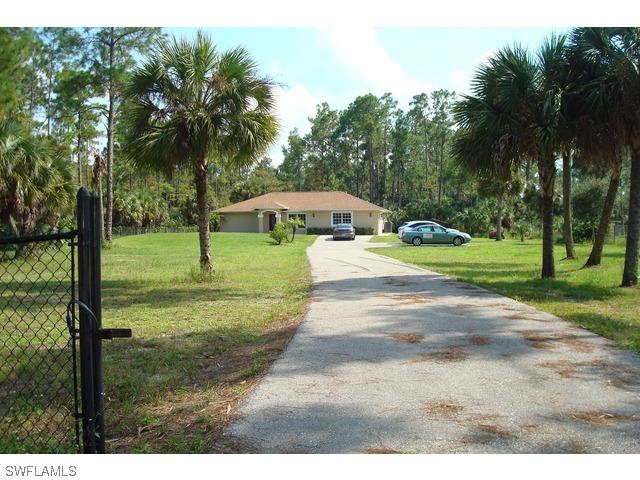 660 12th Ave., Naples, FL 34120