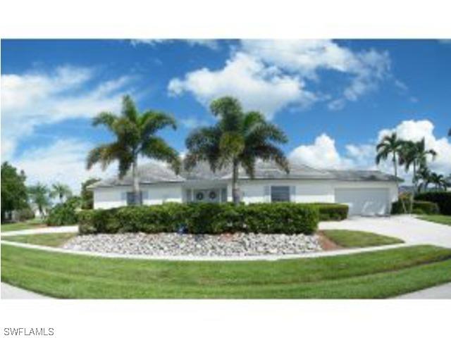 1618 Briarwood Ct., Marco Island, FL