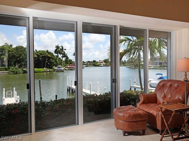 1910 Gulf Shore Blvd. #111, Naples, FL