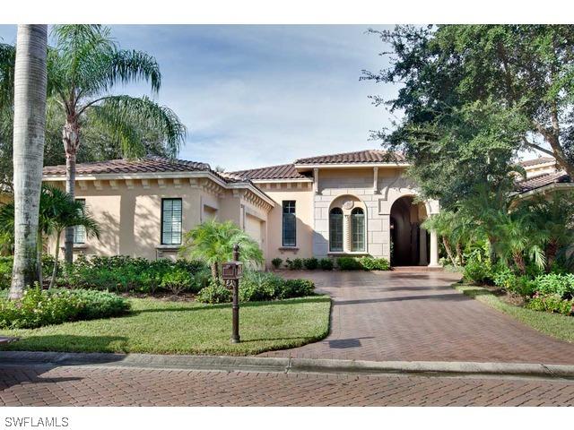 2825 Capistrano Way, Naples, FL 34105
