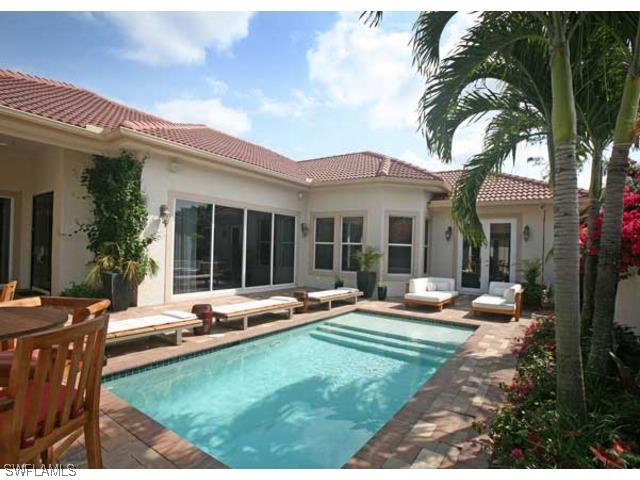 4992 Rustic Oaks Cir., Naples, FL