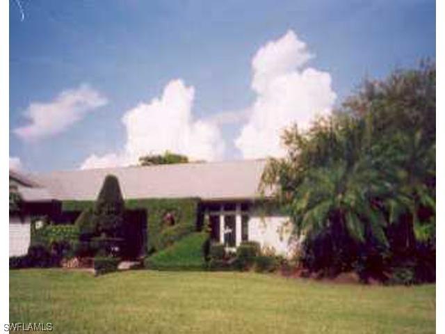 417 Pine Lake Dr., Naples, FL