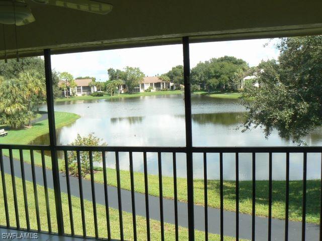 525 Lake Louise Cir. #202, Naples, FL 34110