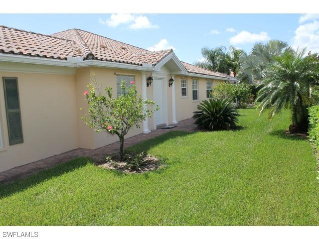 3258 Barbados Ln., Naples, FL 34119