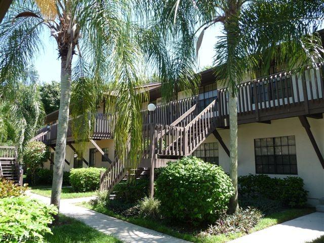 5296 Treetops Dr. #204, Naples, FL