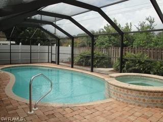 1327 Naples Lake Dr., Naples, FL 34104