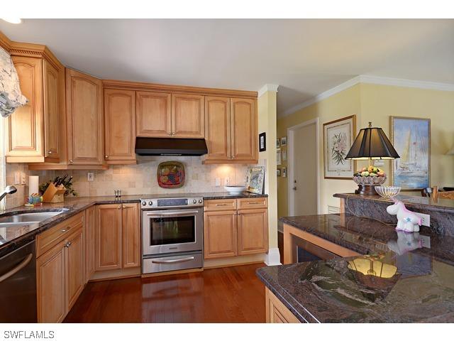 362 Egret Ave., Naples, FL 34108