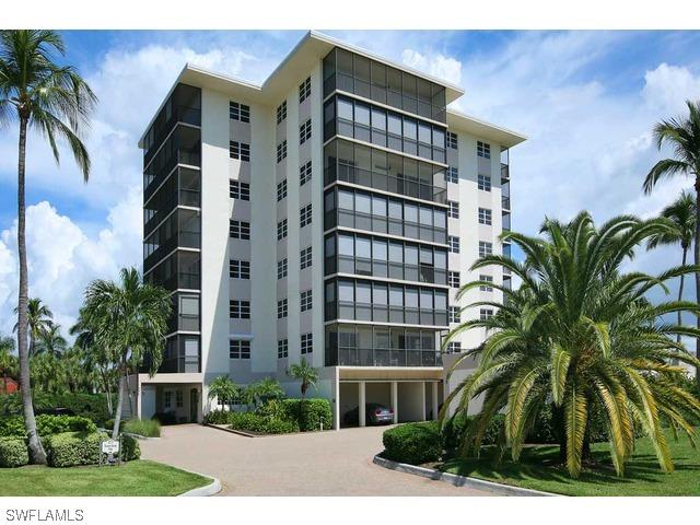 2170 Gulf Shore Blvd. #42W, Naples, FL