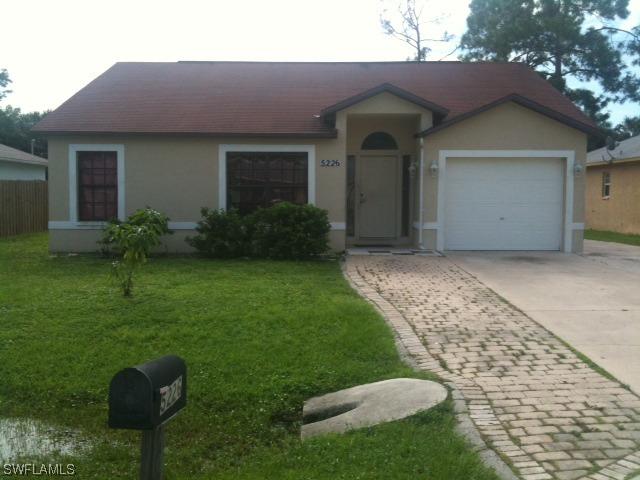 5226 Broward St., Naples, FL