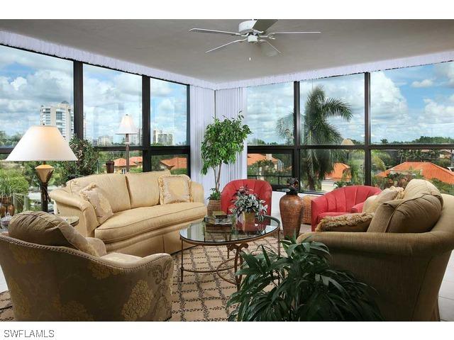 4751 Gulf Shore Blvd. #501, Naples, FL 34103