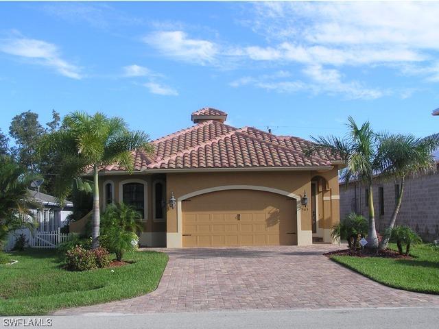 706 103rd Ave., Naples, FL