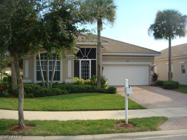 196 Glen Eagle Cir., Naples, FL 34104