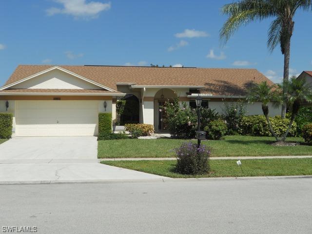 10470 Regent Cir., Naples, FL