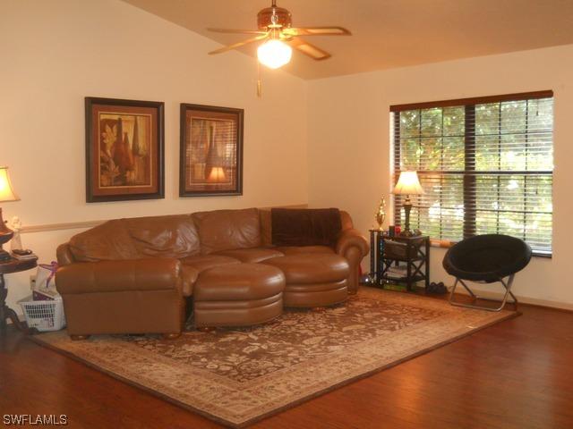 1707 Daisy Ln., Naples, FL