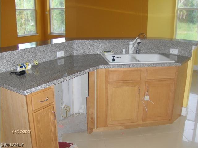 2430 4th Ave., Naples, FL 34120