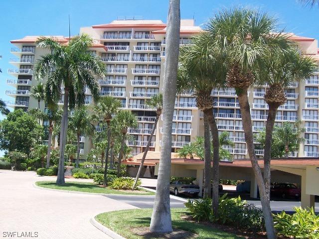 180 Seaview Ct. #113, Marco Island, FL 34145