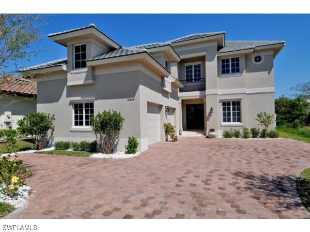 6869 Il Regalo Cir., Naples, FL 34109