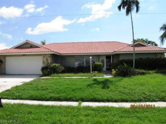 1819 Menorca Ct., Marco Island, FL 34145