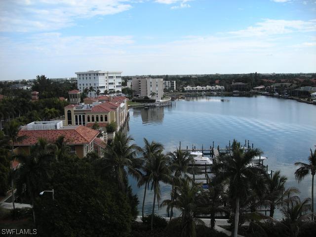 4031 Gulf Shore Blvd. #8D, Naples, FL