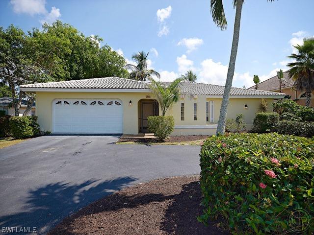 1945 Tarpon Rd., Naples, FL