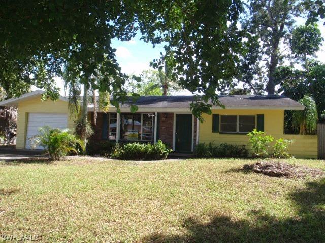 4364 20th Pl., Naples, FL