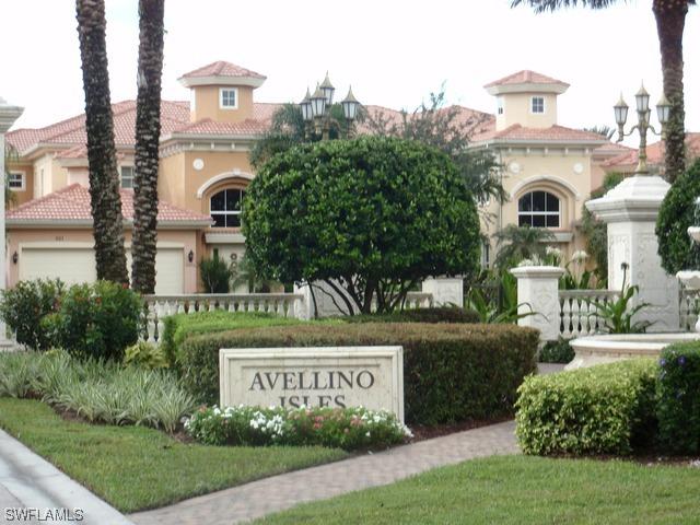 521 Avellino Isles Cir., Naples, FL