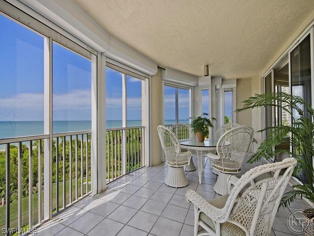 8111 Bay Colony Dr. #303, Naples, FL 34108