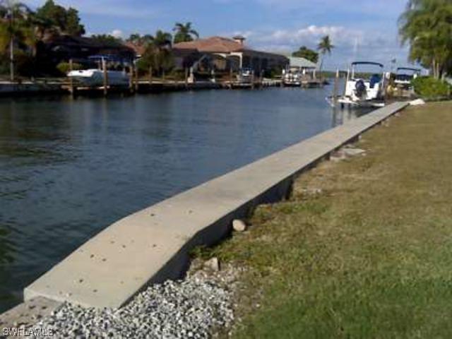 1762 Wavecrest Ct., Marco Island, FL