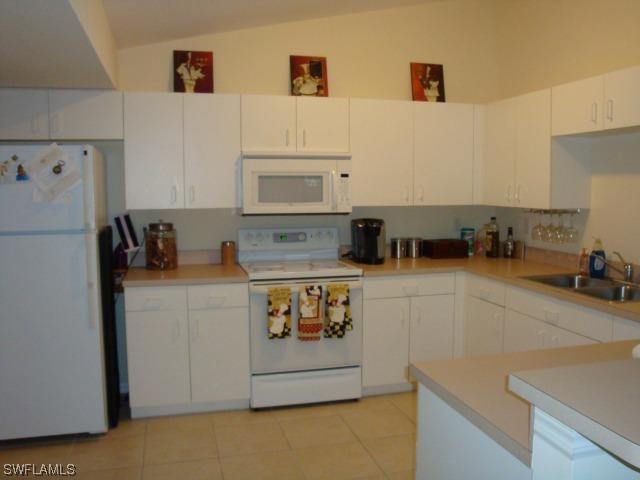 3780 8th Ave., Naples, FL 34117