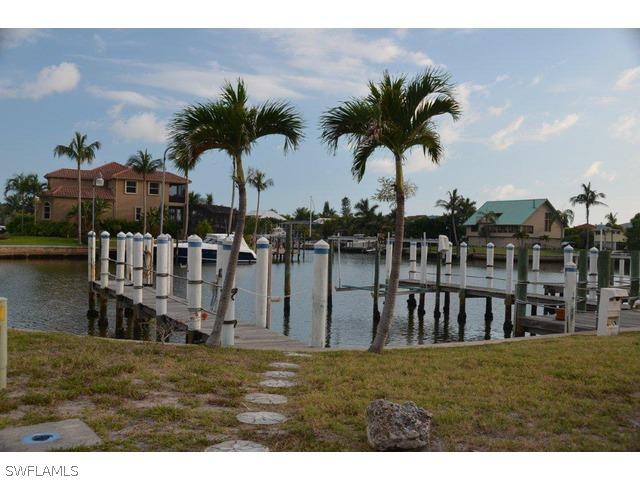 12120-12122 Siesta Dr., Fort Myers Beach, FL